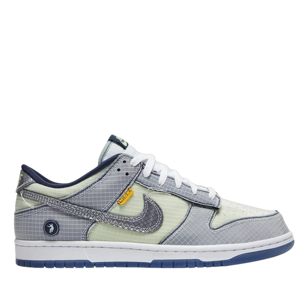 Dunk Low x UN/LA Passport Pack - Pistachio